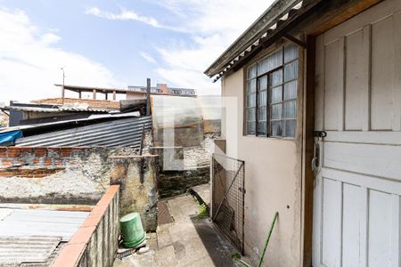 Casa à venda com 330m², 2 quartos e 3 vagas Casa à venda com 330m², 2 quartos e 3 vagasEntrada