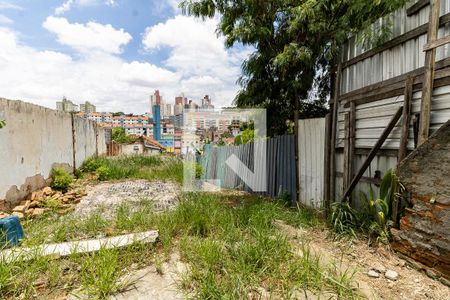 Casa à venda com 330m², 2 quartos e 3 vagas Casa à venda com 330m², 2 quartos e 3 vagasÁrea Livre