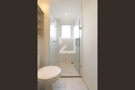 Apartamento à venda com 75m², 2 quartos e 2 vagas Apartamento à venda com 75m², 2 quartos e 2 vagasBanheiro da Suíte