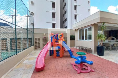 Apartamento à venda com 75m², 2 quartos e 2 vagas Apartamento à venda com 75m², 2 quartos e 2 vagasÁrea comum - Playground