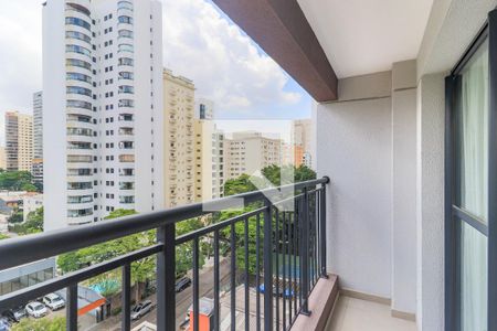 Studio para alugar com 32m², 1 quarto e sem vaga Studio para alugar com 32m², 1 quarto e sem vagaVaranda