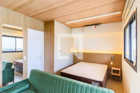 Studio para alugar com 32m², 1 quarto e sem vaga Studio para alugar com 32m², 1 quarto e sem vagaSala/Quarto