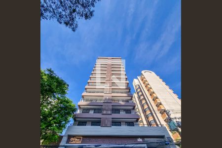 Studio para alugar com 32m², 1 quarto e sem vaga Studio para alugar com 32m², 1 quarto e sem vagaFachada