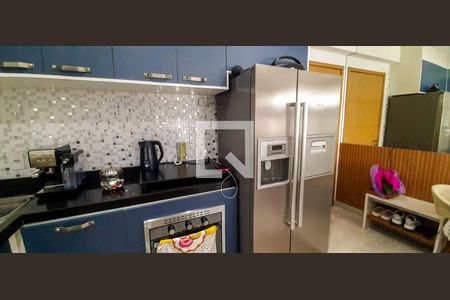 Apartamento à venda com 52m², 2 quartos e 1 vaga Apartamento à venda com 52m², 2 quartos e 1 vagaCozinha