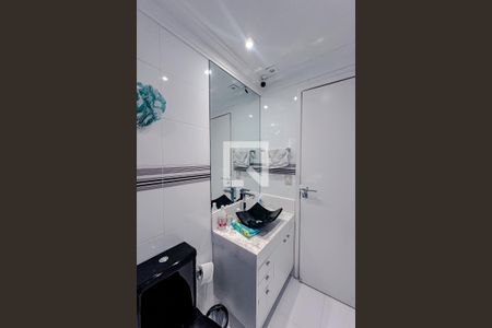 Apartamento à venda com 178m², 3 quartos e 3 vagasBanheiro da Suíte 2