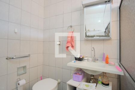 Casa à venda com 250m², 3 quartos e 2 vagasBanheiro Social