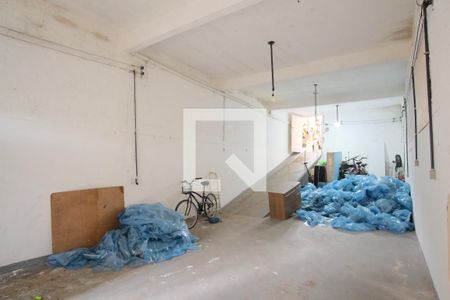 Casa à venda com 250m², 3 quartos e 2 vagasSalão