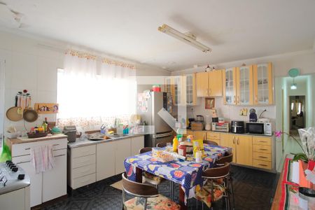 Casa à venda com 250m², 3 quartos e 2 vagasCozinha