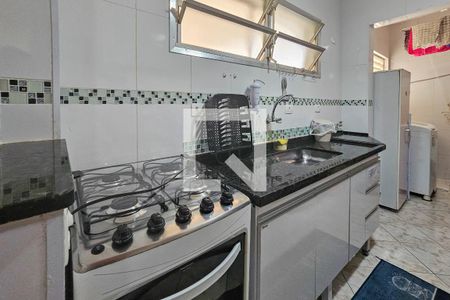 Apartamento para alugar com 70m², 2 quartos e 2 vagasCozinha