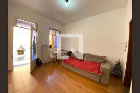 Casa para alugar com 90m², 3 quartos e sem vaga Casa para alugar com 90m², 3 quartos e sem vagaSala