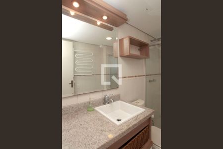 Apartamento à venda com 65m², 2 quartos e 2 vagasBanheiro Quarto 1 Suíte