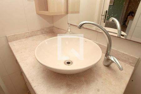 Apartamento à venda com 65m², 2 quartos e 2 vagasBanheiro 2