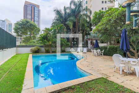 Apartamento à venda com 340m², 4 quartos e 3 vagasÁrea Comum - Piscina