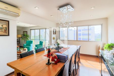 Apartamento à venda com 340m², 4 quartos e 3 vagasSala de Jantar