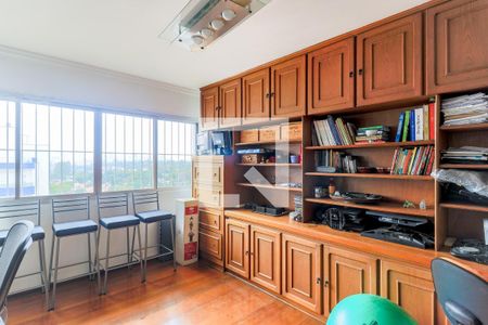 Apartamento à venda com 340m², 4 quartos e 3 vagasEscritório