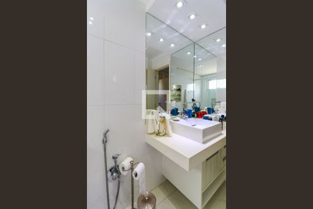 Apartamento à venda com 340m², 4 quartos e 3 vagasBanheiro 