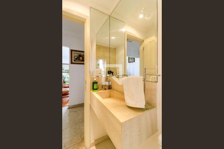 Apartamento à venda com 340m², 4 quartos e 3 vagasLavabo