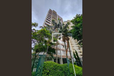 Apartamento à venda com 340m², 4 quartos e 3 vagasFachada