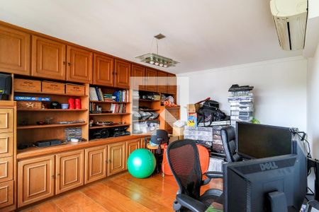 Apartamento à venda com 340m², 4 quartos e 3 vagasEscritório