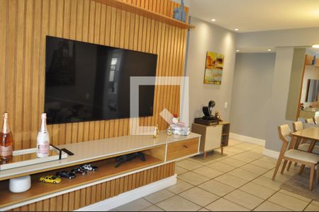 Sala de apartamento à venda com 3 quartos, 80m² em Lins de Vasconcelos, Rio de Janeiro