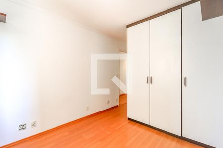 Apartamento à venda com 125m², 3 quartos e 2 vagas Apartamento à venda com 125m², 3 quartos e 2 vagasSuíte 2