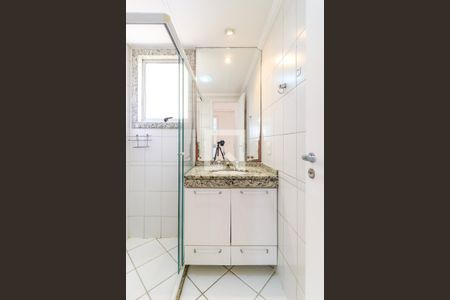 Apartamento à venda com 125m², 3 quartos e 2 vagas Apartamento à venda com 125m², 3 quartos e 2 vagasBanheiro da Suíte 2