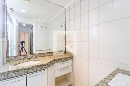 Apartamento à venda com 125m², 3 quartos e 2 vagas Apartamento à venda com 125m², 3 quartos e 2 vagasBanheiro da Suíte 1