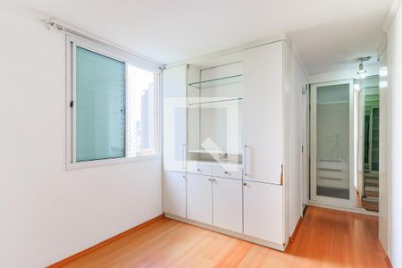 Apartamento à venda com 125m², 3 quartos e 2 vagas Apartamento à venda com 125m², 3 quartos e 2 vagasSuíte 1