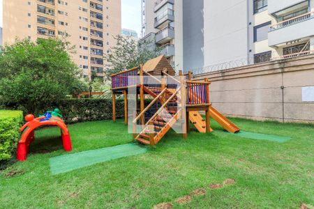 Apartamento à venda com 125m², 3 quartos e 2 vagas Apartamento à venda com 125m², 3 quartos e 2 vagasÁrea comum - Playground