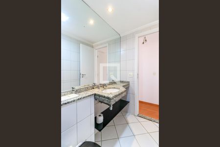 Apartamento à venda com 125m², 3 quartos e 2 vagas Apartamento à venda com 125m², 3 quartos e 2 vagasBanheiro