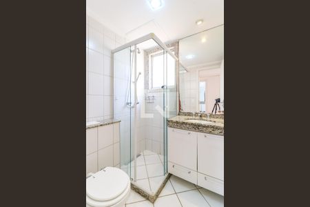 Apartamento à venda com 125m², 3 quartos e 2 vagas Apartamento à venda com 125m², 3 quartos e 2 vagasBanheiro da Suíte 2