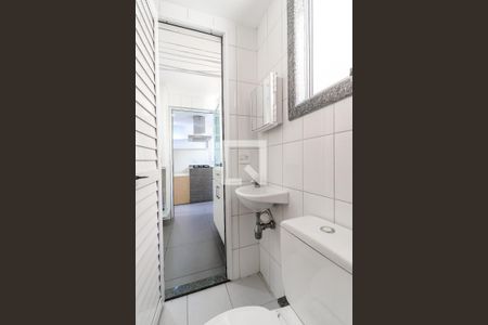 Apartamento à venda com 125m², 3 quartos e 2 vagas Apartamento à venda com 125m², 3 quartos e 2 vagasBanheiro de serviço