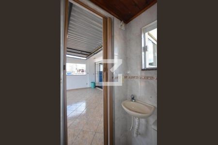 Apartamento para alugar com 140m², 2 quartos e sem vagaBanheiro de serviço