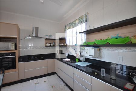 Apartamento para alugar com 140m², 2 quartos e sem vagaCozinha
