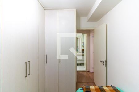 Apartamento à venda com 66m², 2 quartos e 1 vagaQuarto 2