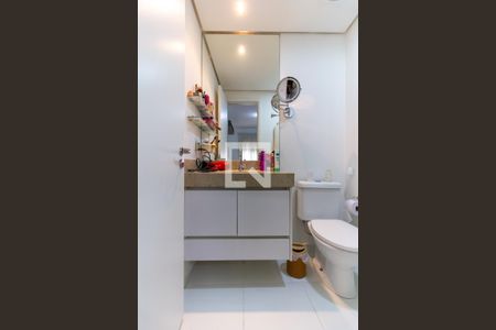 Apartamento à venda com 66m², 2 quartos e 1 vagaBanheiro da Suíte