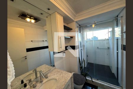 Apartamento à venda com 108m², 2 quartos e 1 vaga Apartamento à venda com 108m², 2 quartos e 1 vagaBanheiro