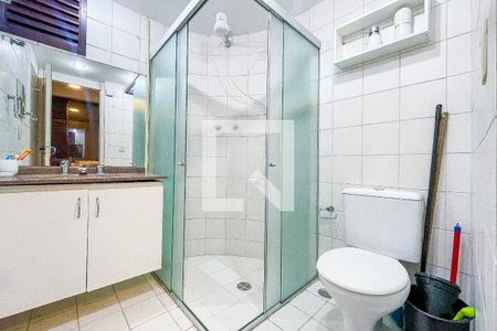 Banheiro de apartamento para alugar com 1 quarto, 34m² em Jardim Paulista, São Paulo