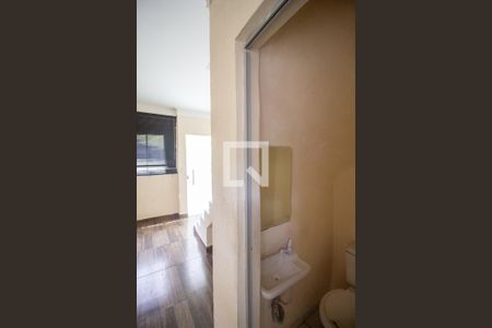 Casa de condomínio à venda com 41m², 2 quartos e 1 vaga Casa de condomínio à venda com 41m², 2 quartos e 1 vagaBanheiro 2