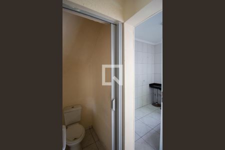 Casa de condomínio à venda com 41m², 2 quartos e 1 vaga Casa de condomínio à venda com 41m², 2 quartos e 1 vagaBanheiro 2