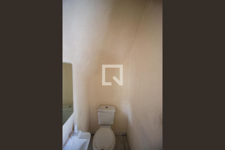 Casa de condomínio à venda com 41m², 2 quartos e 1 vaga Casa de condomínio à venda com 41m², 2 quartos e 1 vagaBanheiro 2