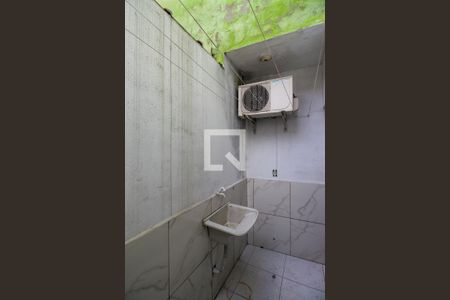 Casa de condomínio à venda com 41m², 2 quartos e 1 vaga Casa de condomínio à venda com 41m², 2 quartos e 1 vagaÁrea de Serviço