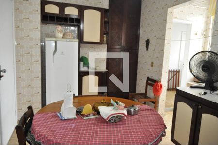 Apartamento à venda com 115m², 3 quartos e 2 vagasCozinha