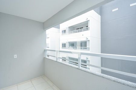 Sacada de apartamento para alugar com 2 quartos, 45m² em Jurubatuba, São Paulo
