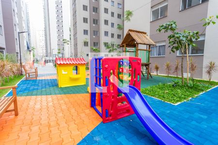 Apartamento para alugar com 35m², 2 quartos e sem vagaÁrea comum - Playground