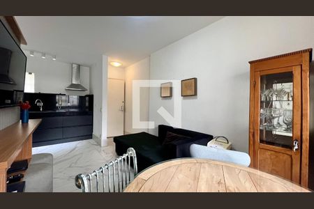 Sala  de apartamento para alugar com 2 quartos, 60m² em Cerqueira César, São Paulo