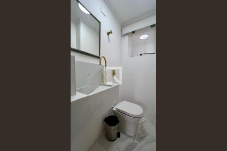 Lavabo de apartamento para alugar com 2 quartos, 60m² em Cerqueira César, São Paulo