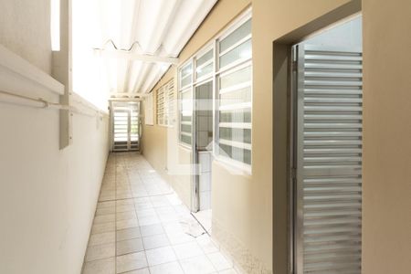 Casa à venda com 203m², 4 quartos e 2 vagasCorredor