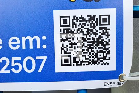 Casa à venda com 520m², 5 quartos e 4 vagas Casa à venda com 520m², 5 quartos e 4 vagasplaca