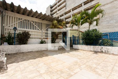 Casa à venda com 520m², 5 quartos e 4 vagas Casa à venda com 520m², 5 quartos e 4 vagasVaranda da Sala de Estar